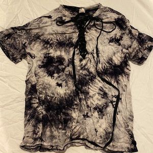 Super soft tie dye lace up tee